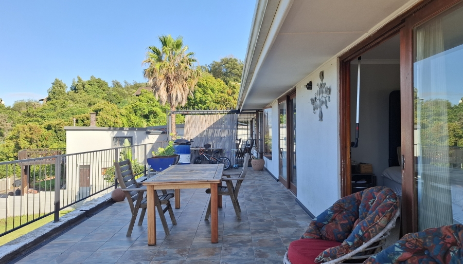 8 Bedroom Property for Sale in Old Place Western Cape